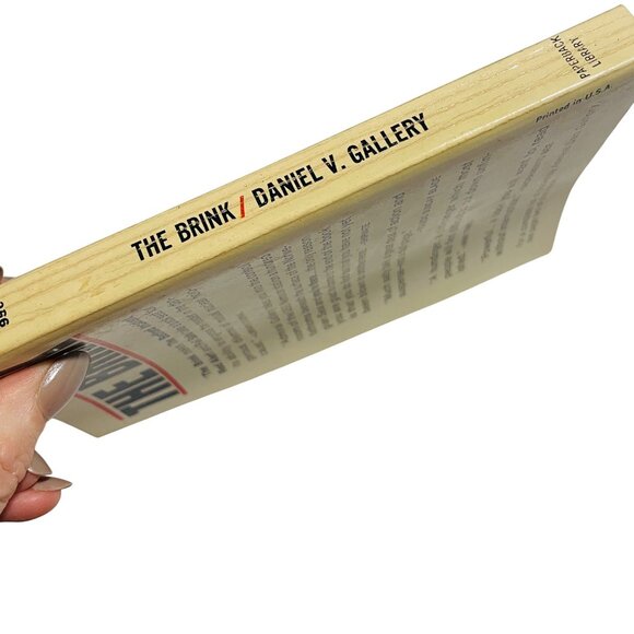The Brink By Daniel V. Gallery Paperback Library Edition 1969 Vintage Book - Picture 2 of 7
